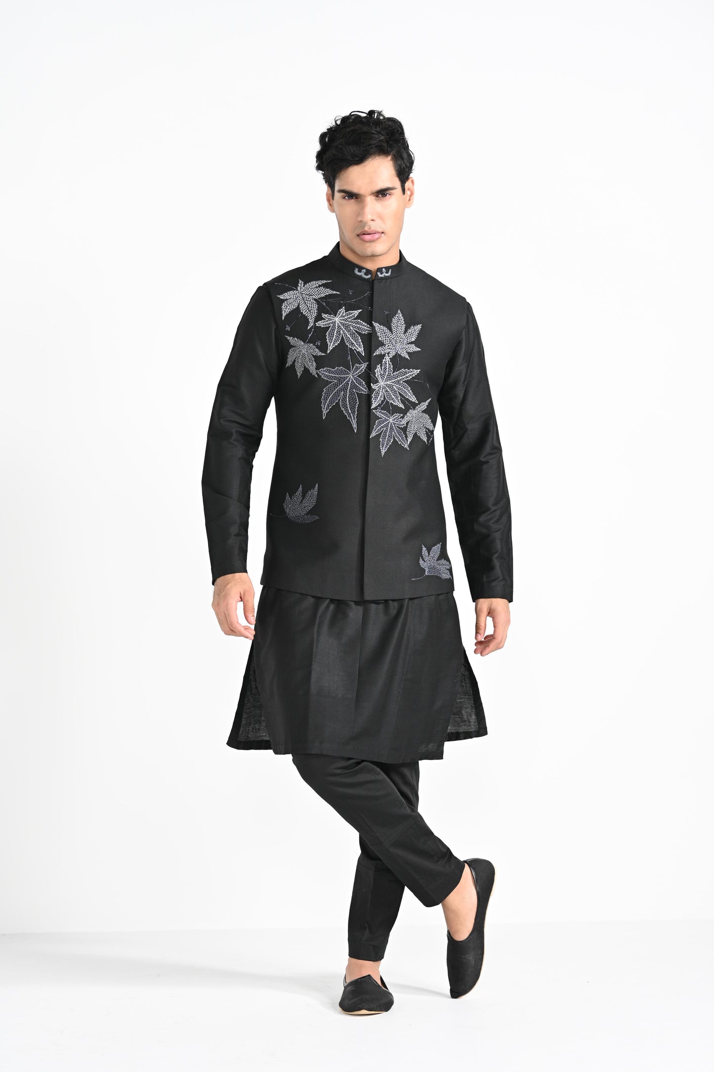 MAPLE LEAF NEHRU SET