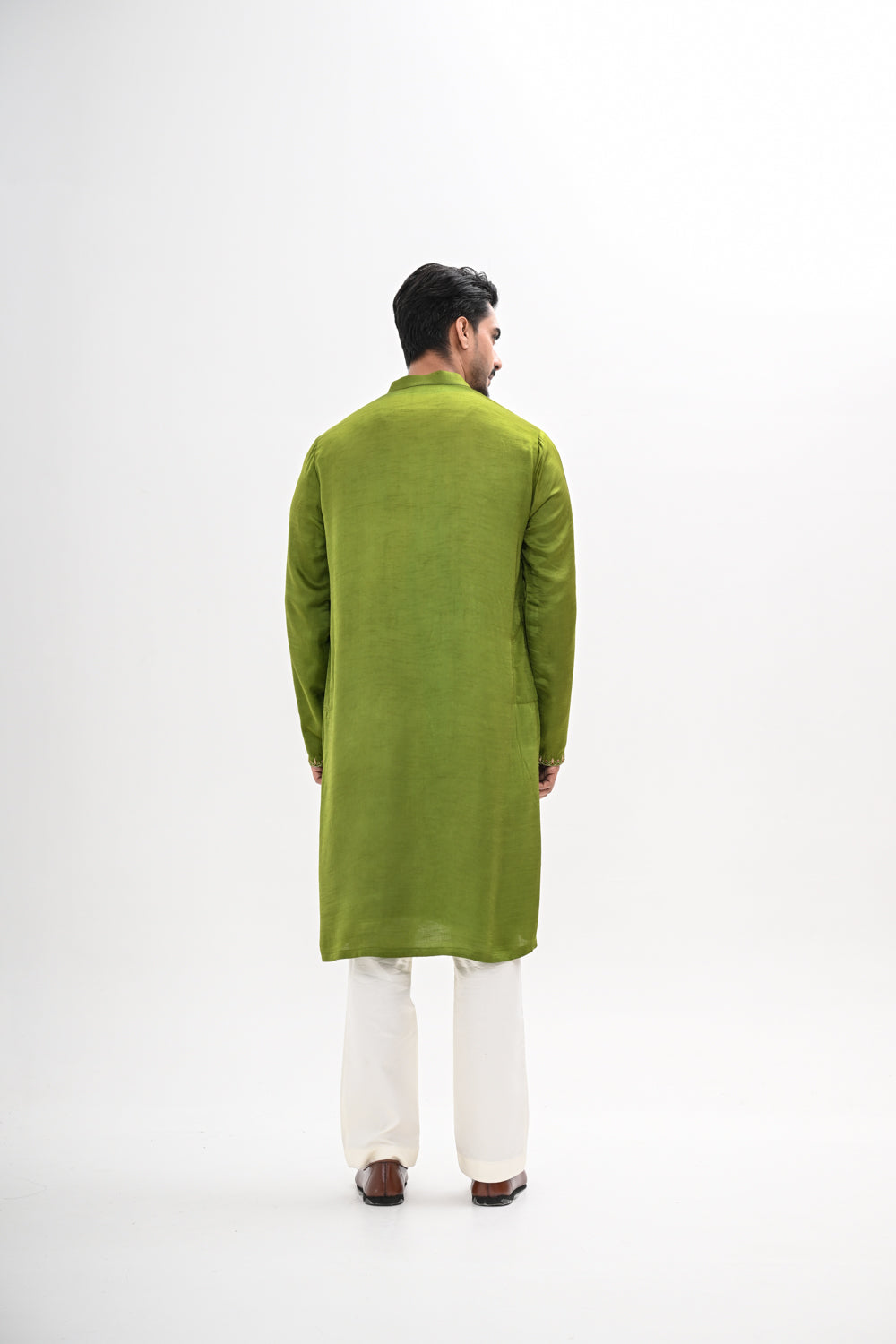 PEACOCK HUES