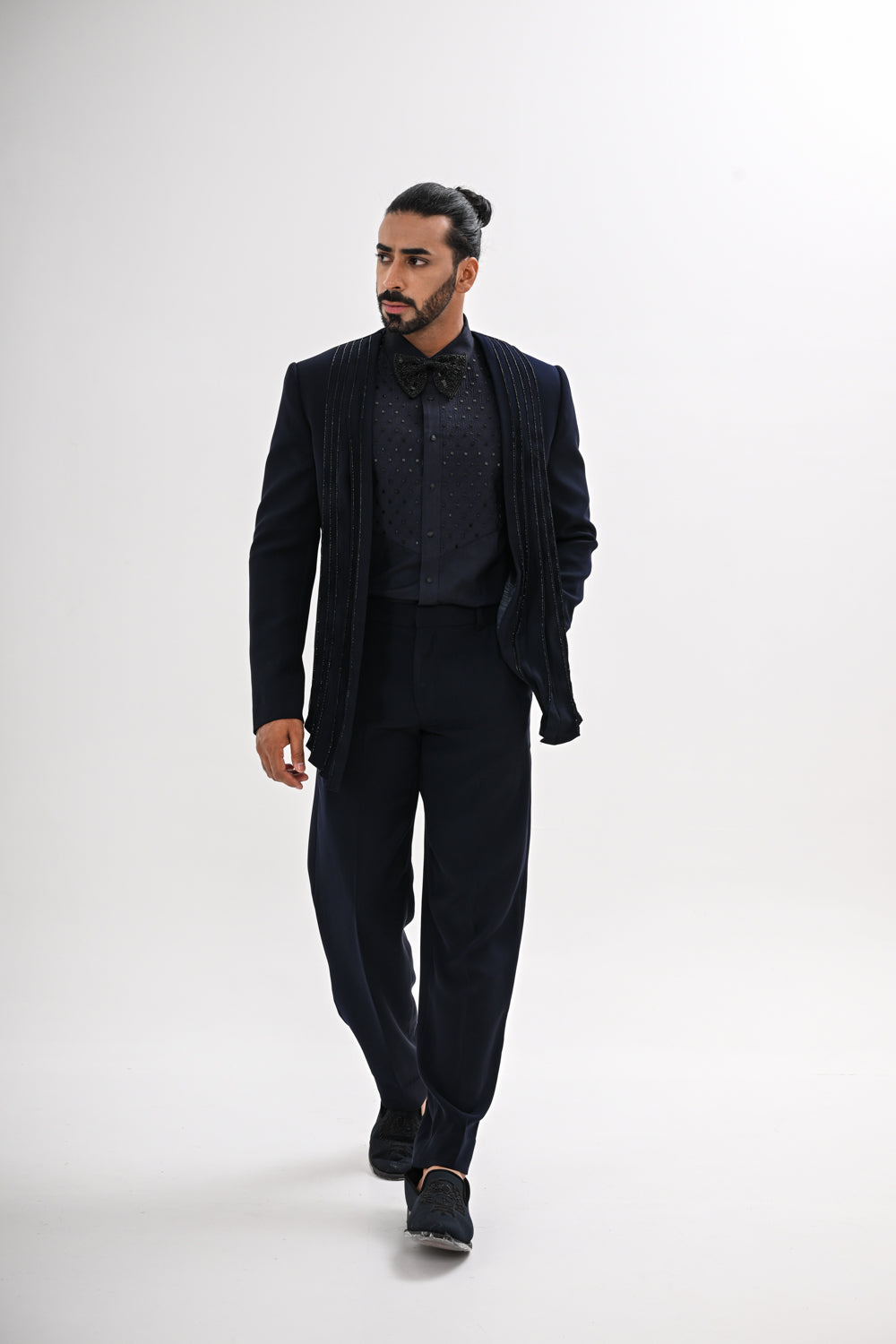 ONYX DRAPE TUXEDO