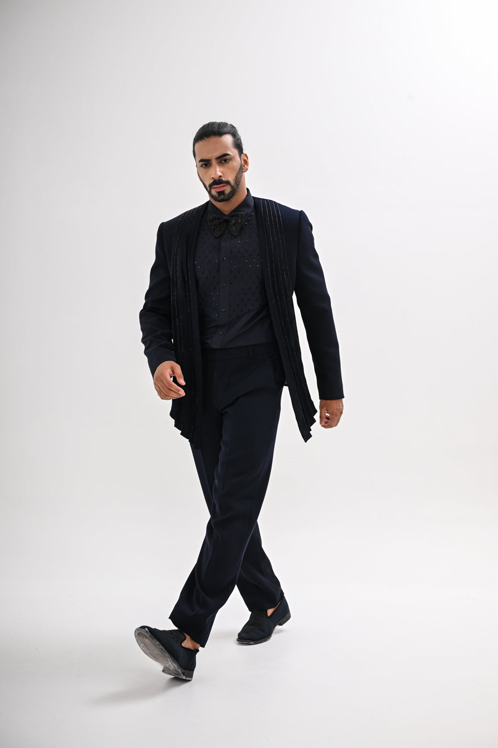 ONYX DRAPE TUXEDO