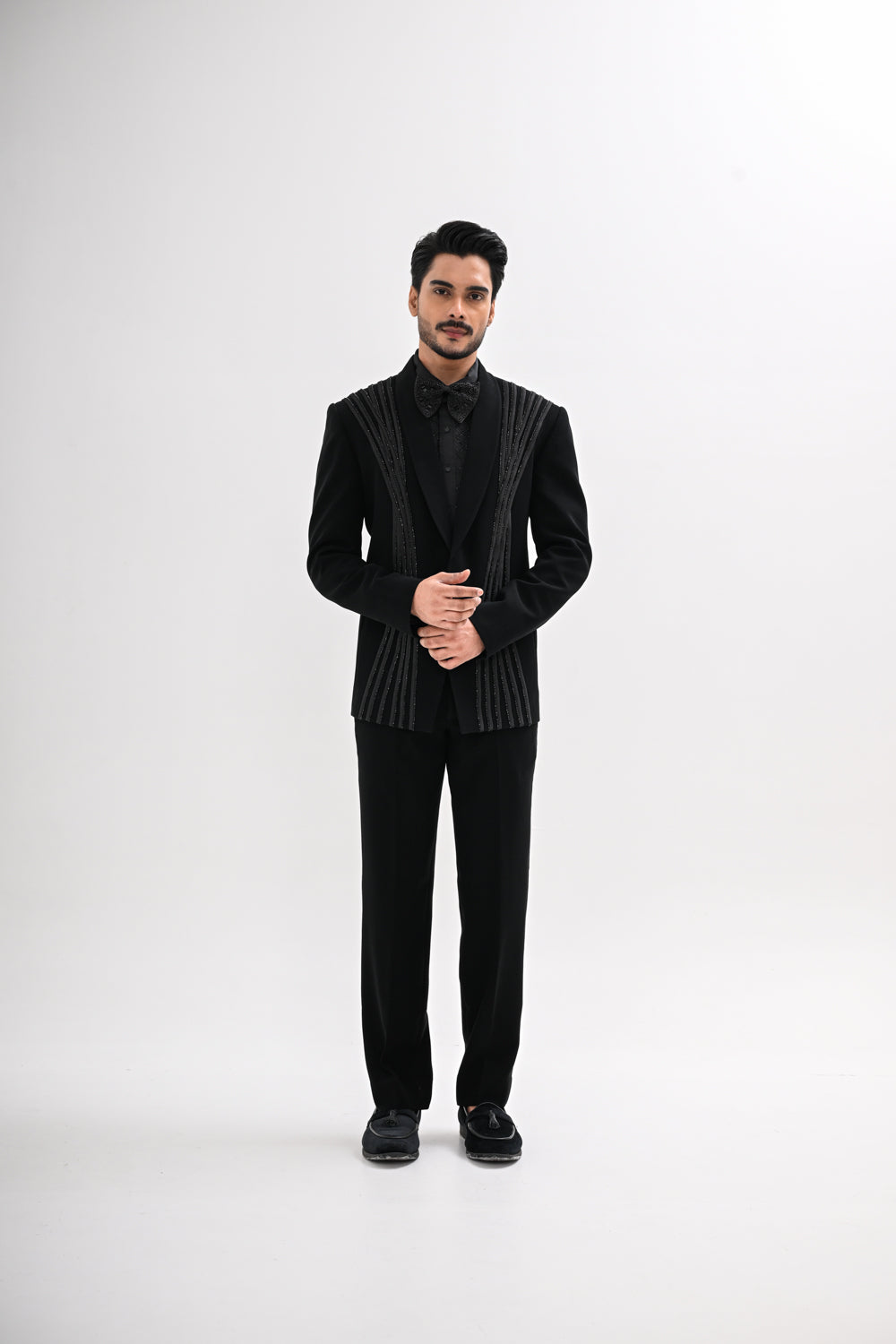 VELINOR TUXEDO