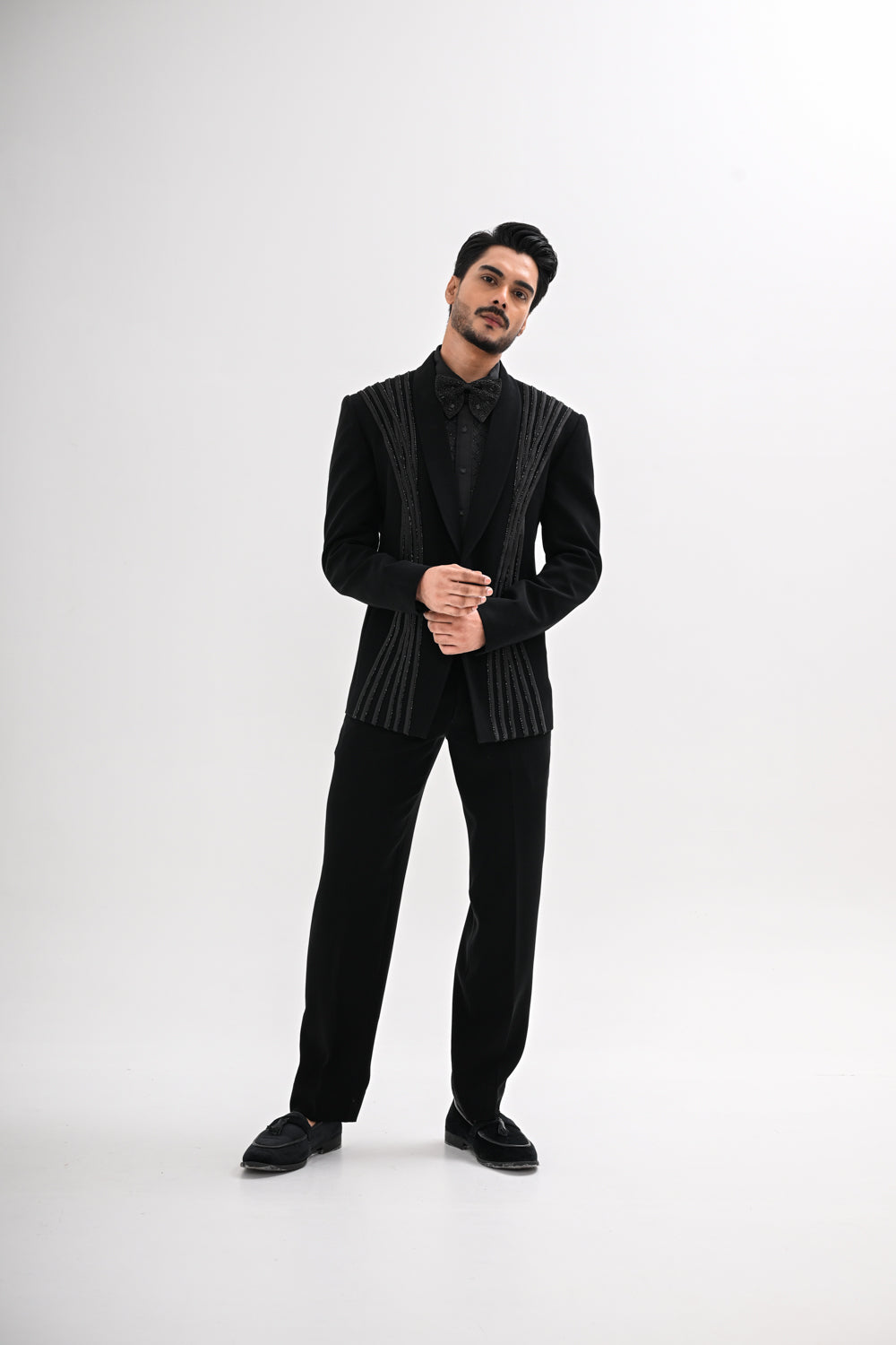 VELINOR TUXEDO