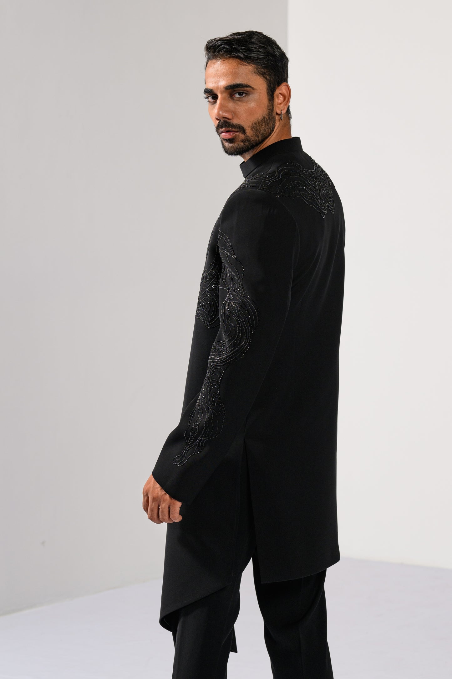 JET BLACK ELEGANCE ACHKAN SET