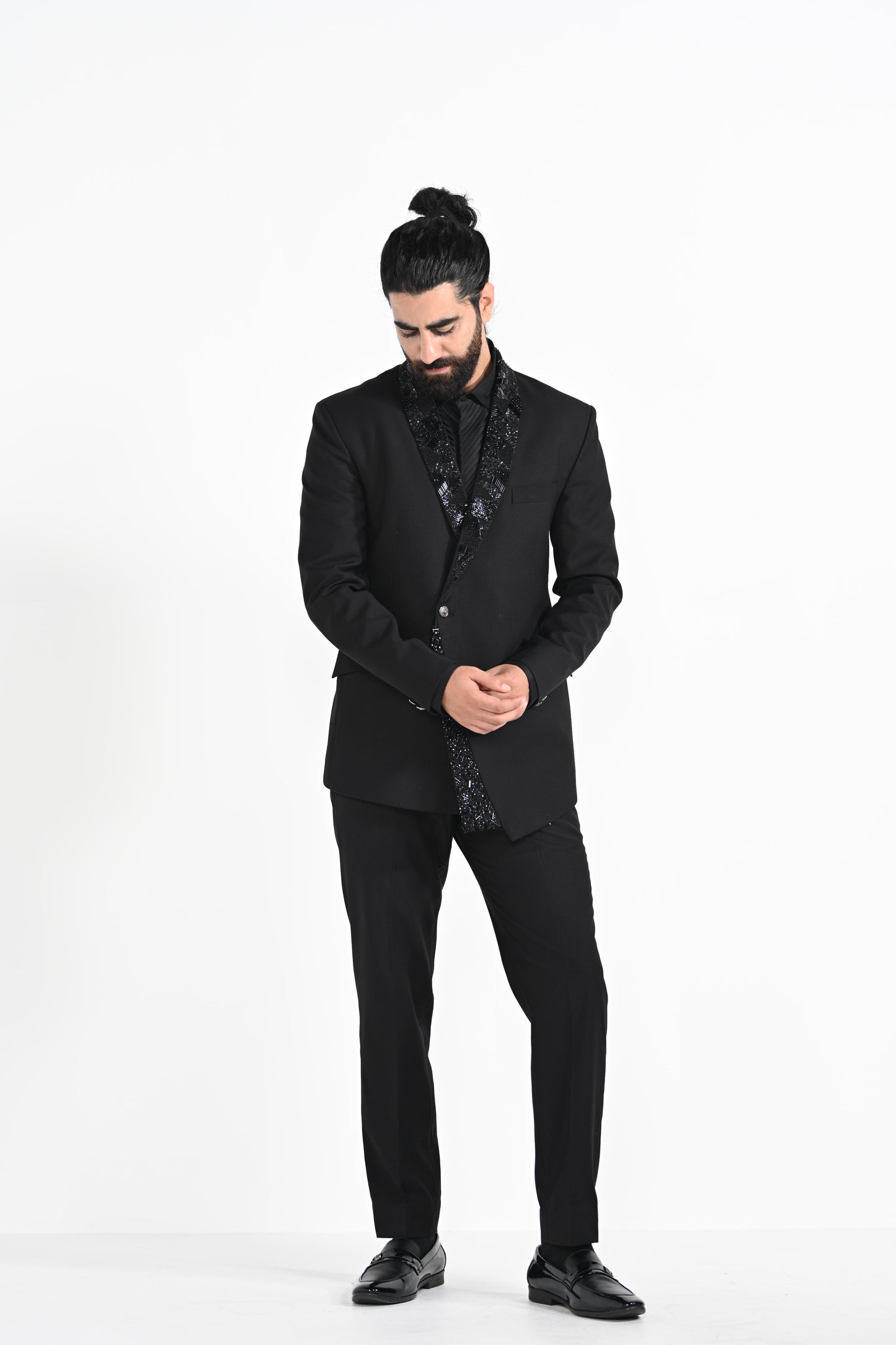 BLACK ASSYMETRICAL PANEL TUXEDO SET