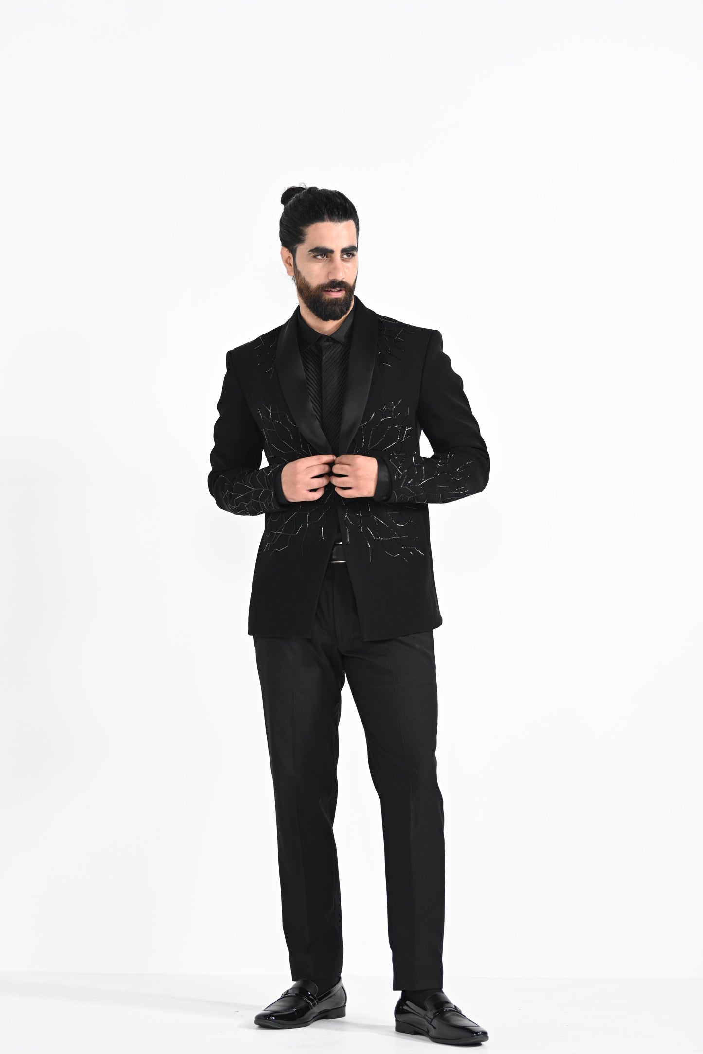 ELECTRIC LINE TUXEDO SET