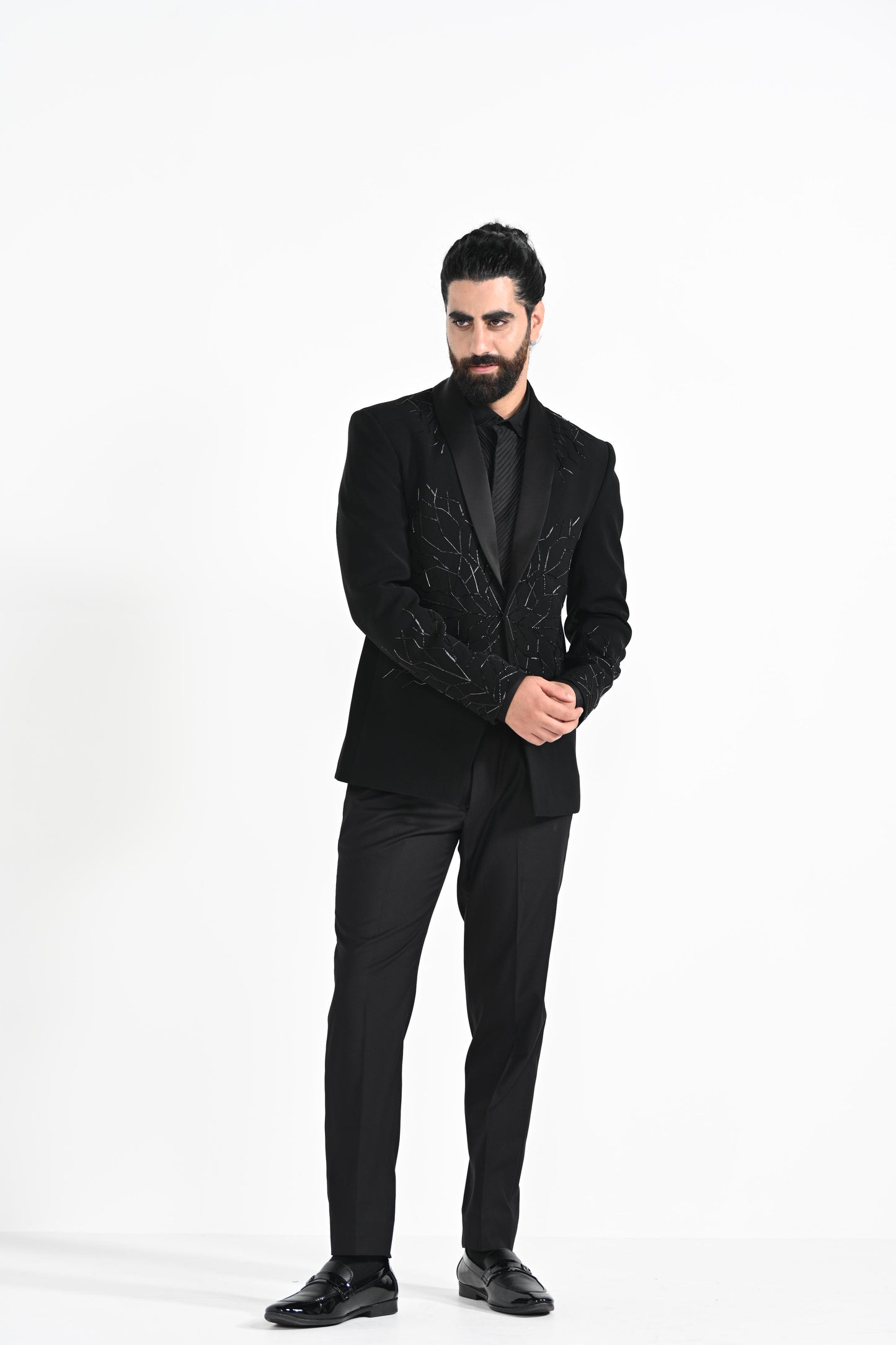 ELECTRIC LINE TUXEDO SET