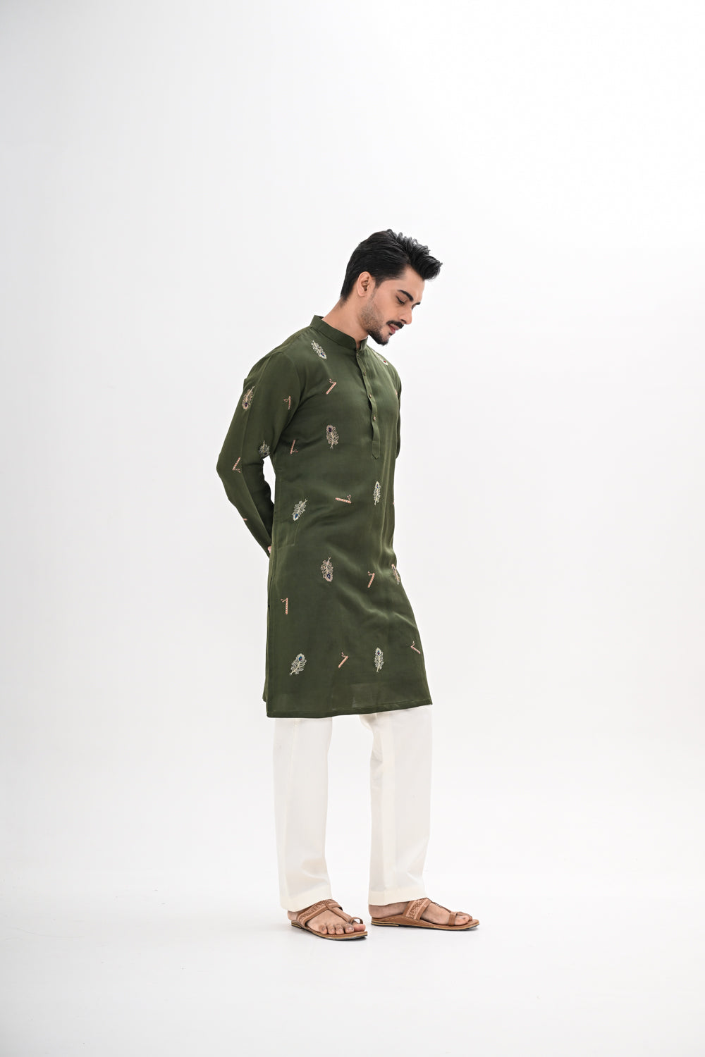 MOR PANKH & BANSURI KURTA