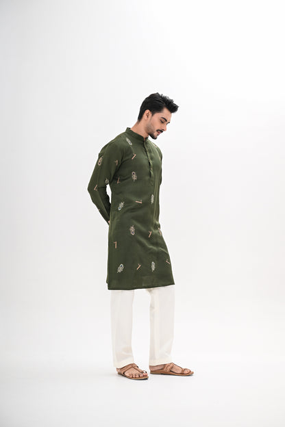 MOR PANKH & BANSURI KURTA