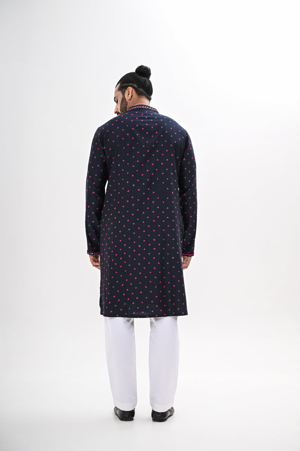 BLACK BANDHANI KURTA