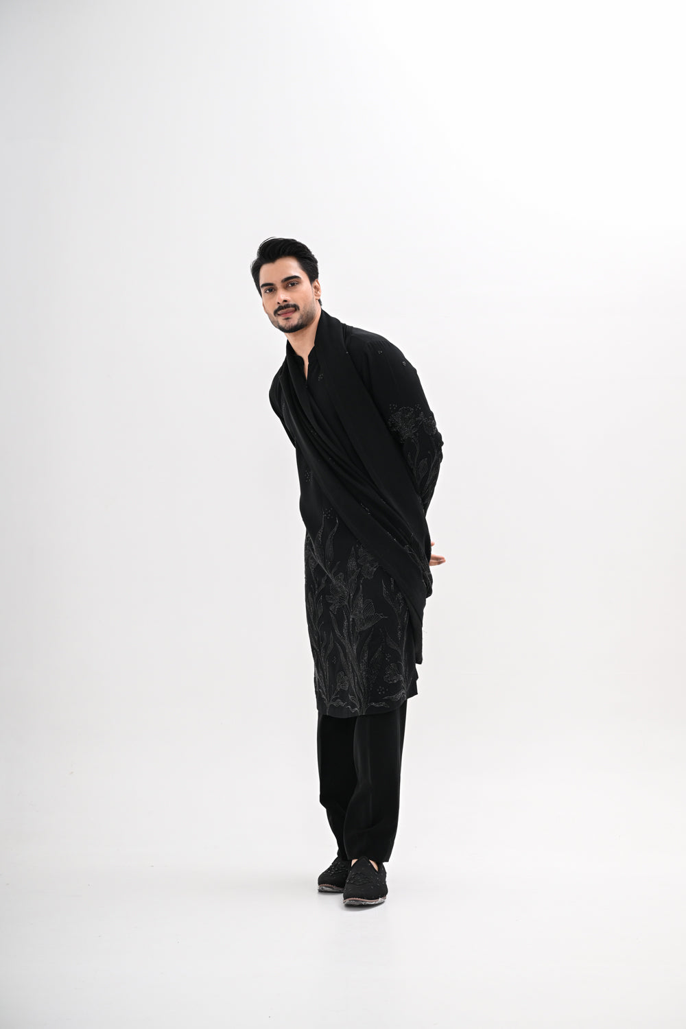 GULZAAR KURTA