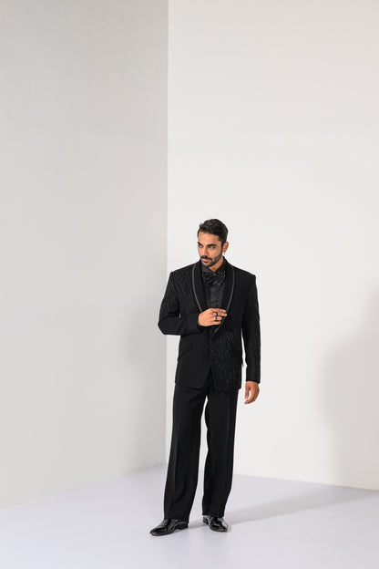 ASYMMETRICAL ONYX TUXEDO SET