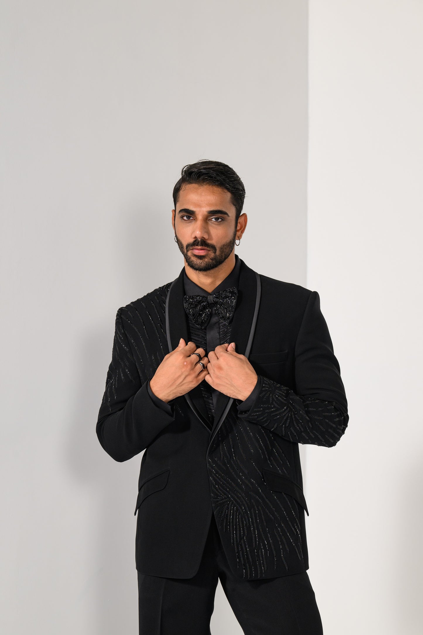 ASYMMETRICAL ONYX TUXEDO SET