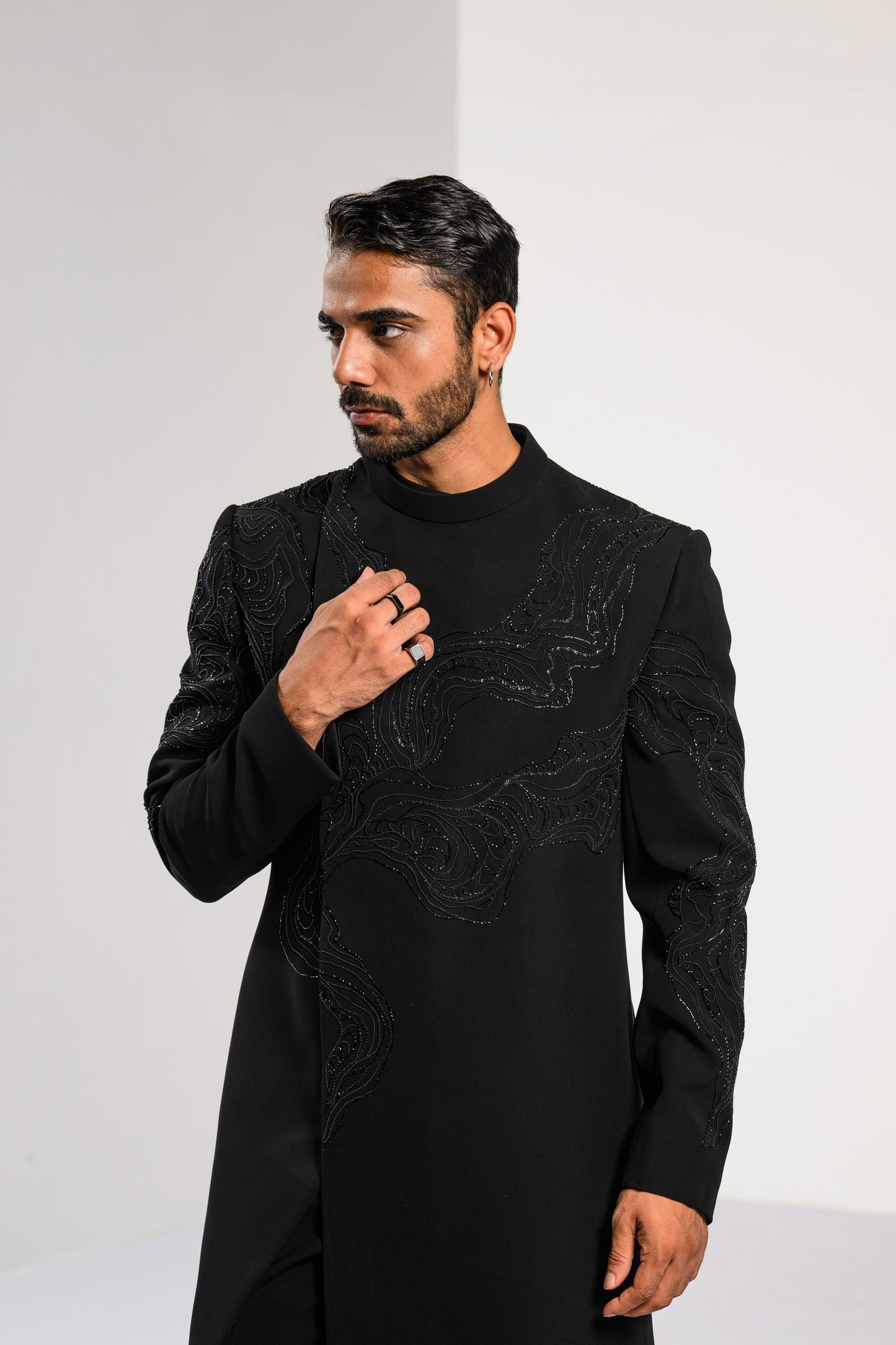 JET BLACK ELEGANCE ACHKAN SET