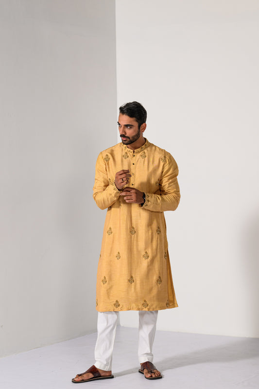 GOLDEN BUTTA KURTA SET