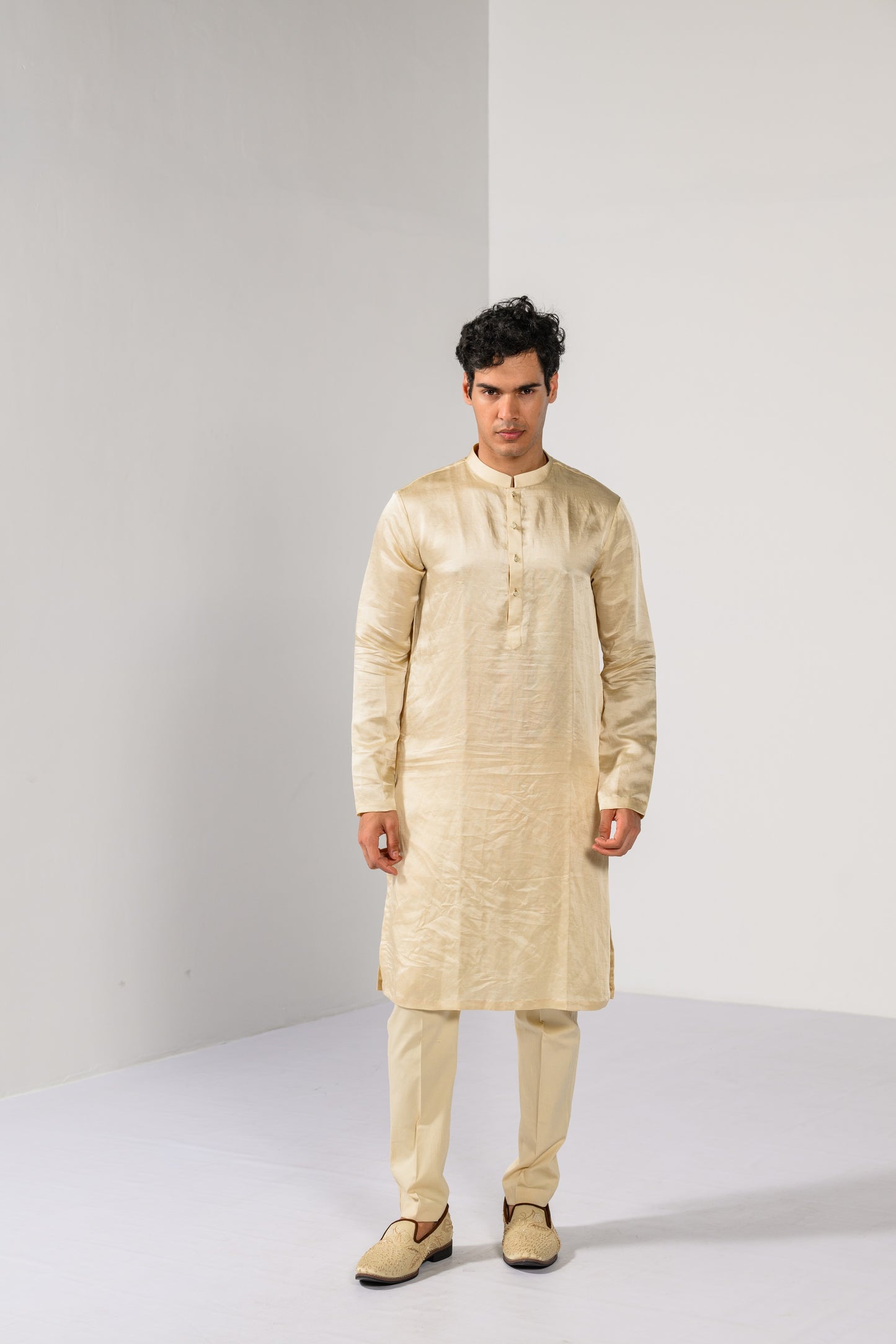 ROSY SPLENDOR SHERWANI SET